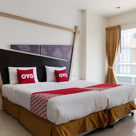 Oyo 792 Omsaga Phuket Hotel Eksteriør billede