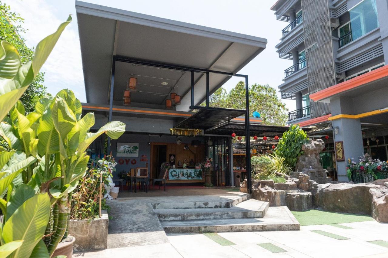 Oyo 792 Omsaga Phuket Hotel Eksteriør billede