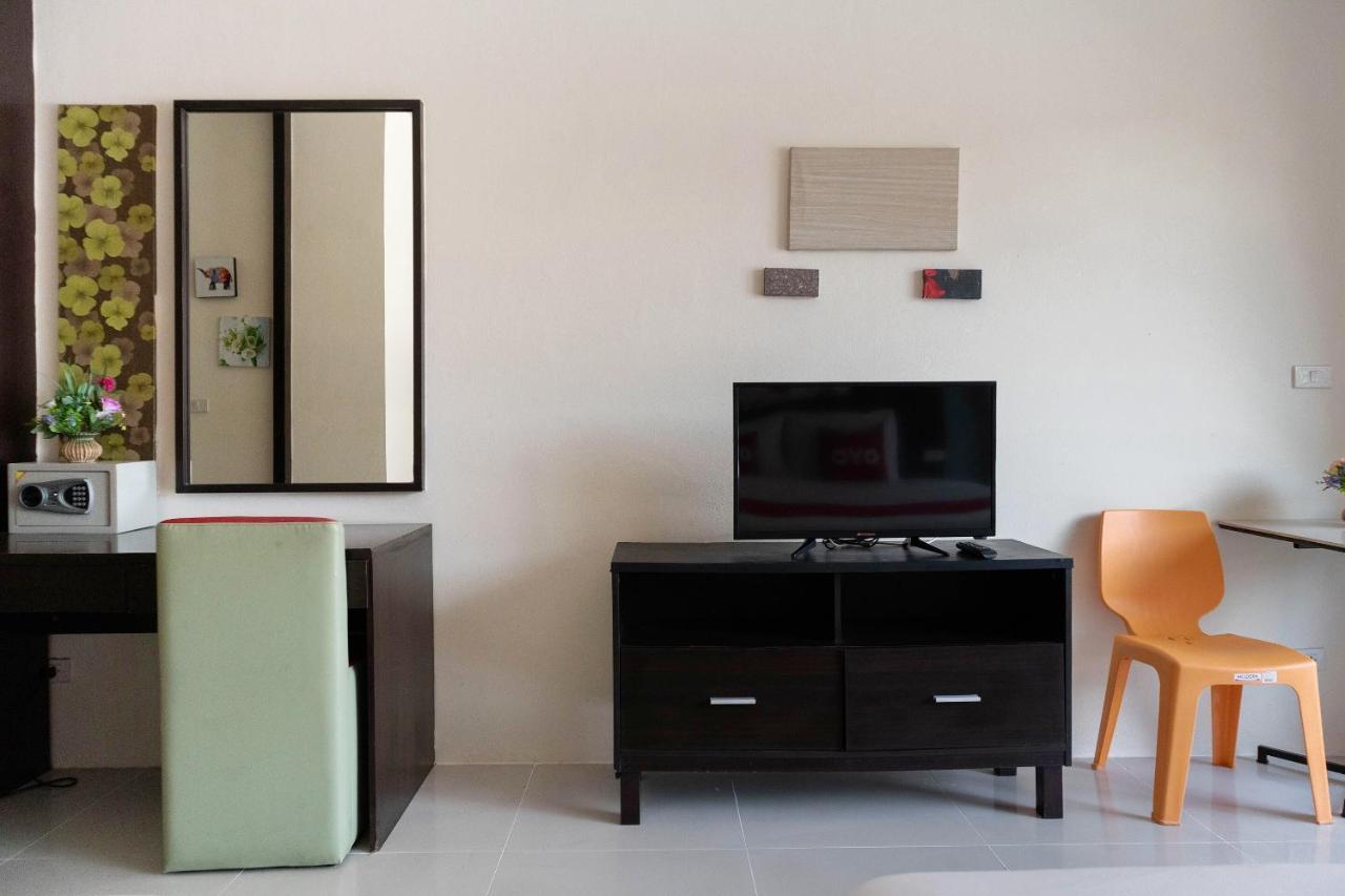 Oyo 792 Omsaga Phuket Hotel Eksteriør billede
