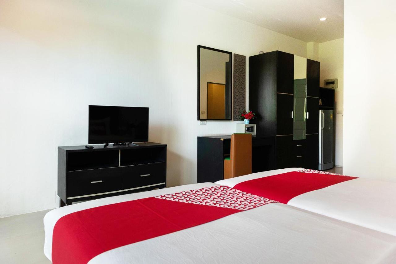Oyo 792 Omsaga Phuket Hotel Eksteriør billede