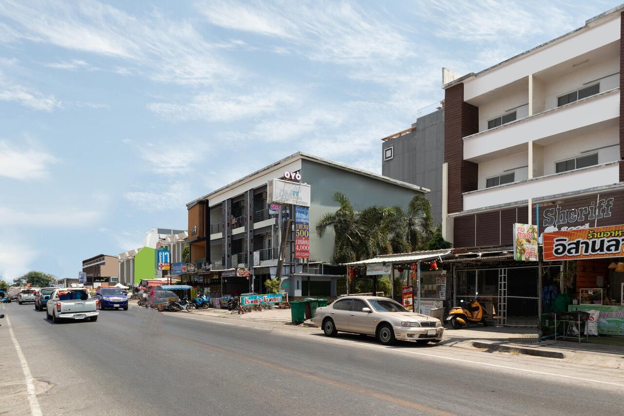 Oyo 792 Omsaga Phuket Hotel Eksteriør billede